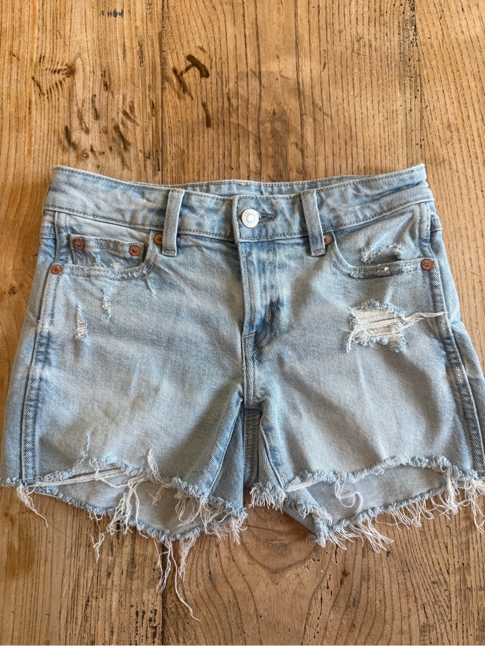 American Eagle AE Stretch Low-Rise Perfect Midi Short 000